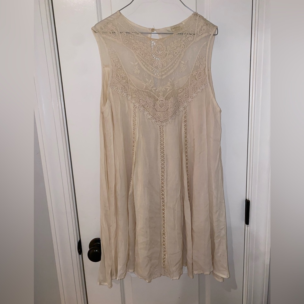 Entro Cream Lace Maxi Dress
